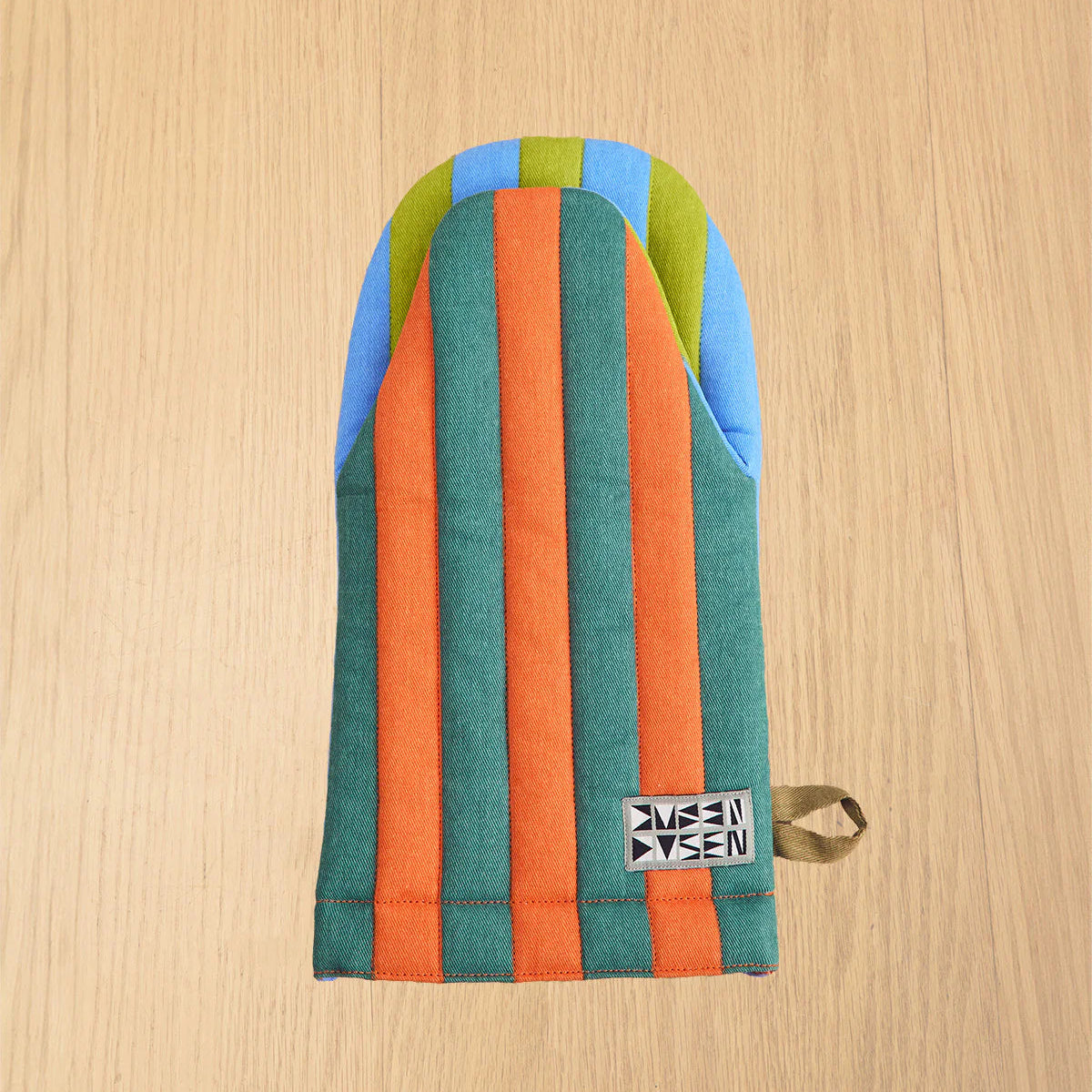 Dusen Dusen Oven Mitt - Grasshopper