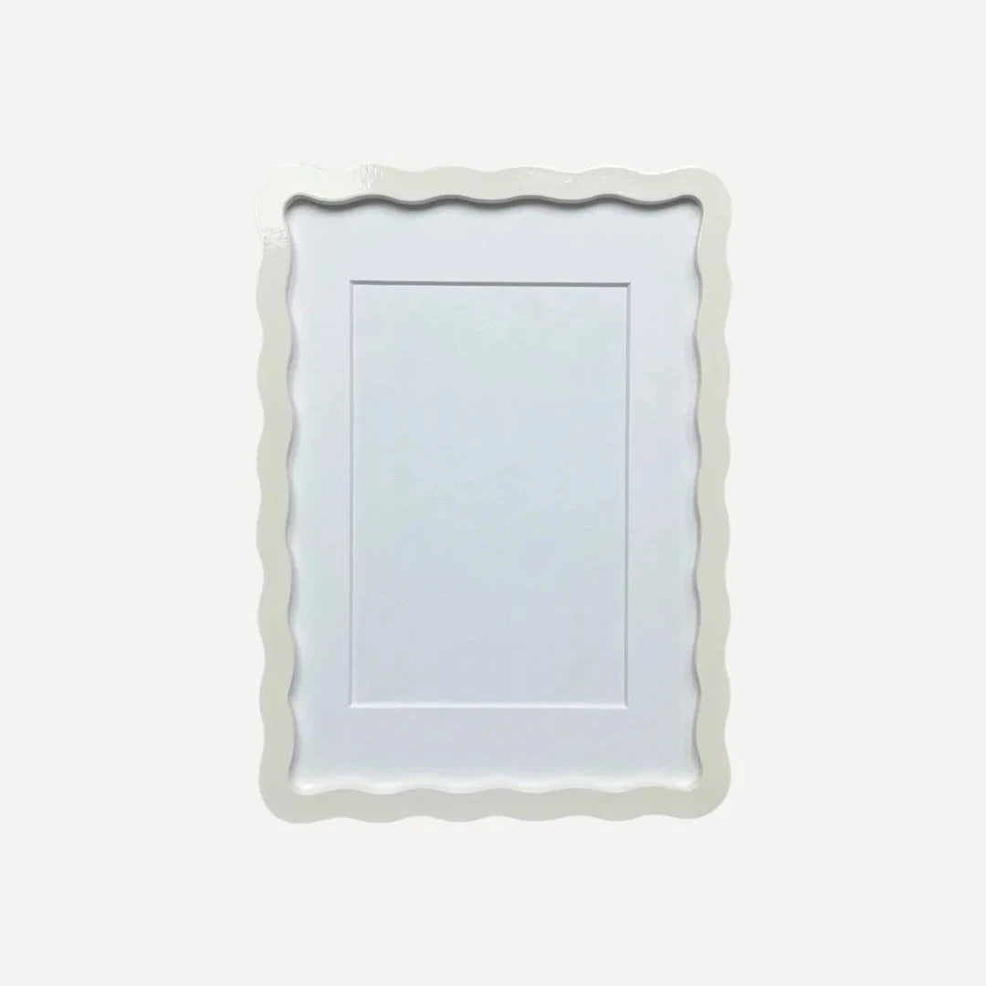 Alma Frame A5 - Soft White