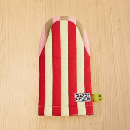 Dusen Dusen Oven Mitt - Ladybug