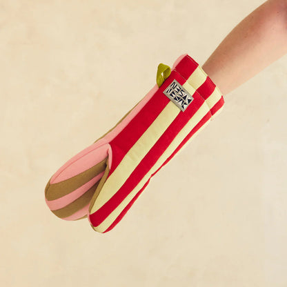 Dusen Dusen Oven Mitt - Ladybug