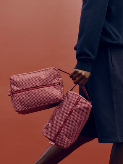 Hay Grid Wash Bag