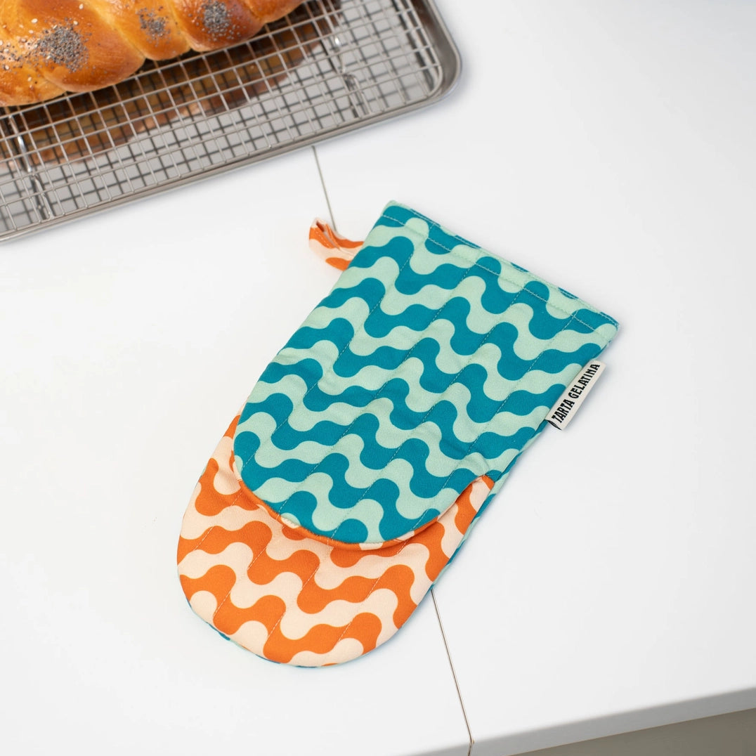 Tarta Gelatina Oven Mitt - Cookie Dough